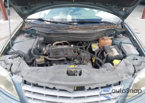 2005 Chrysler Pacifica из США, поврежденный, VIN 2C4GM48L95R522034